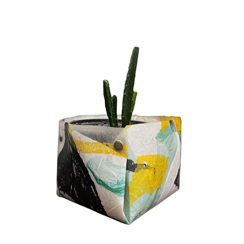 Contenedor para maceta de plastico reciclado